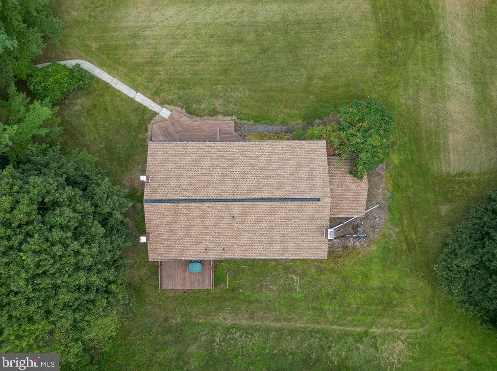 12 Chain Cir, Kepner PA  17960-9030 exterior