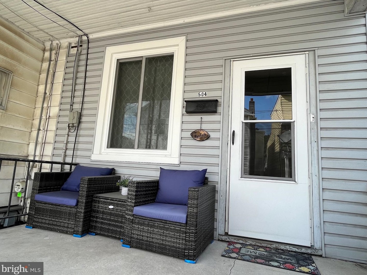 504 Rolling Mill Ave, Hometown, PA 18252-1424