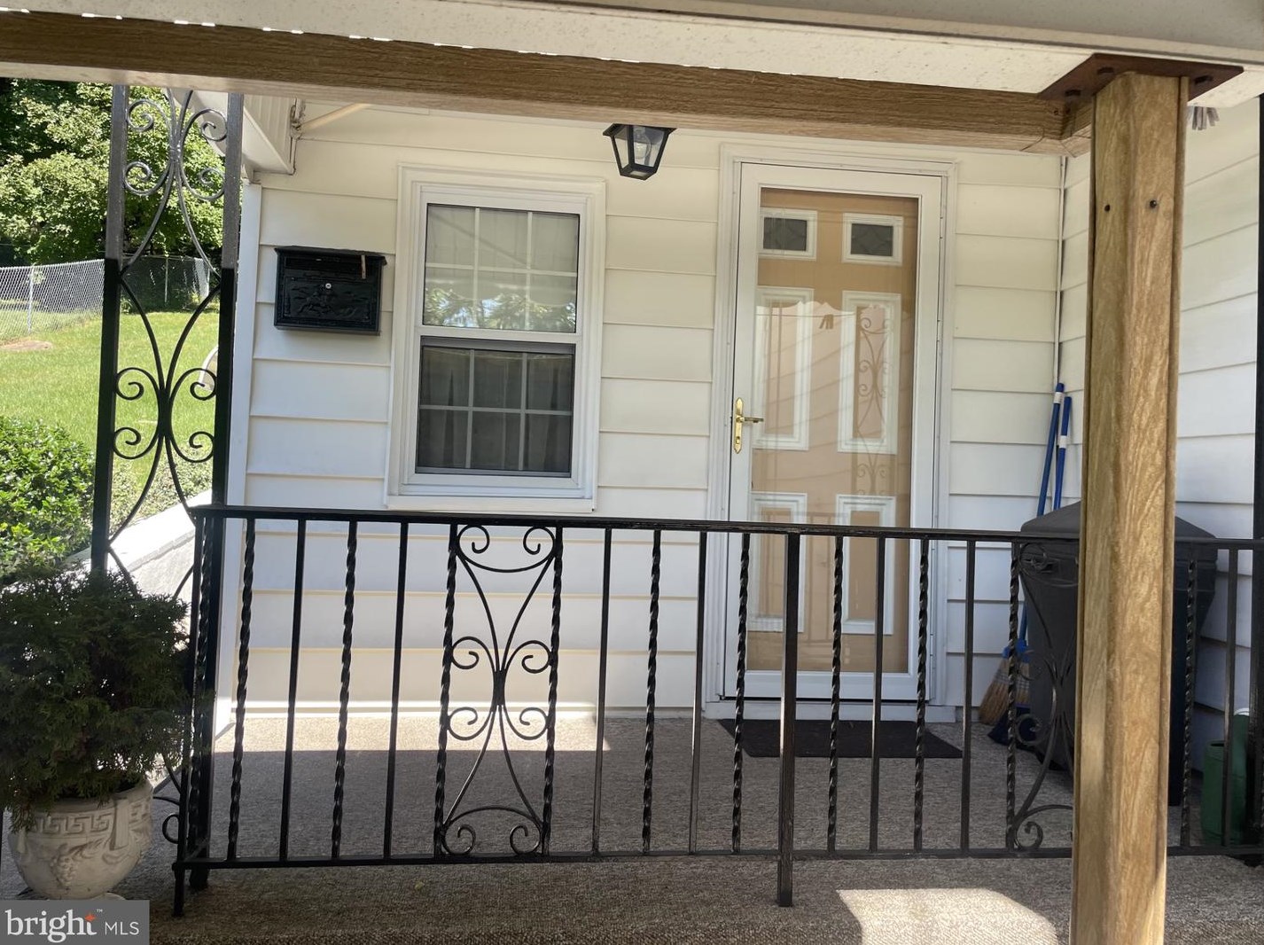 515 Mahanoy Ave, Preston Hill, PA 17935-1503
