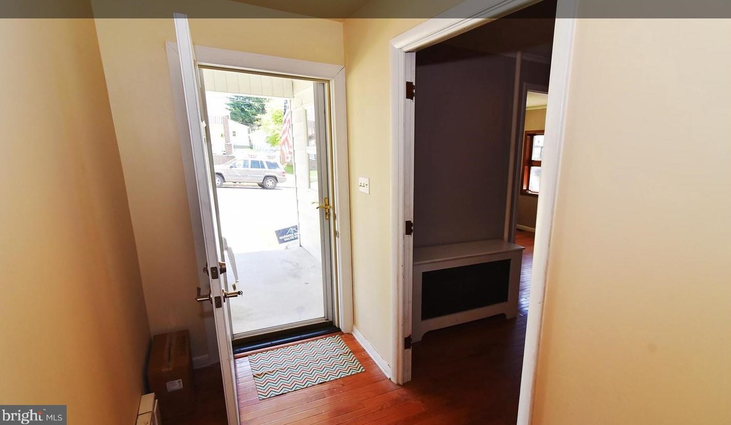 42 S Nice St, Frackville, PA 17931