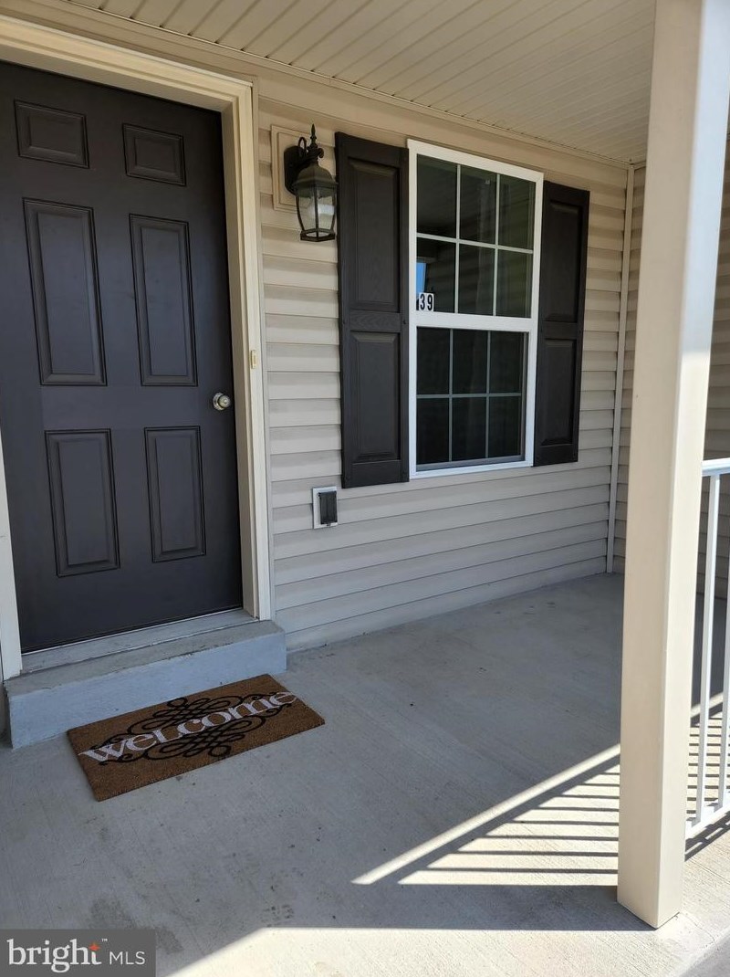 39 E Abby Ln, Schuylkill Haven, PA 17972