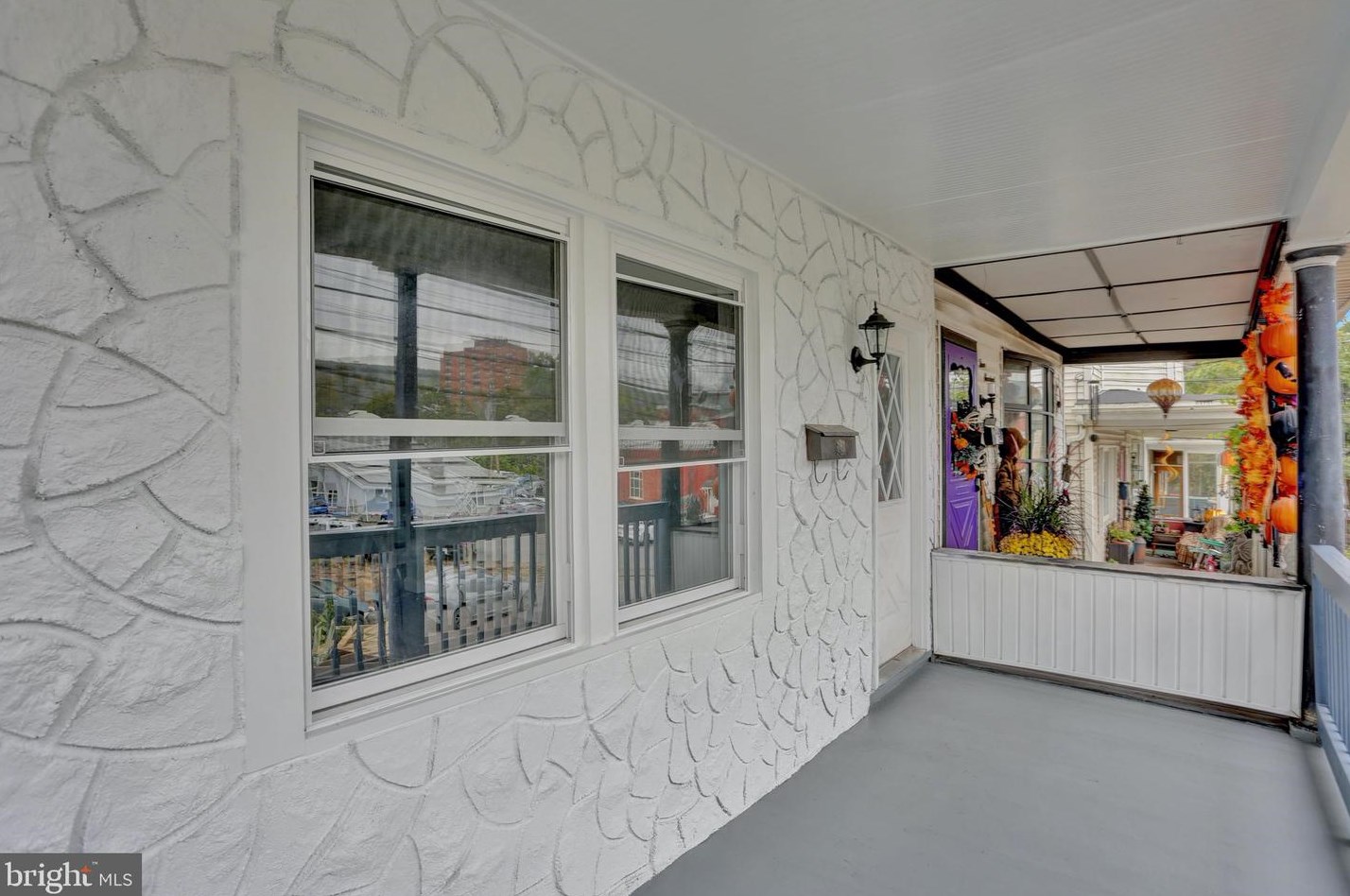 310 Hazle St, Hometown, PA 18252-2118