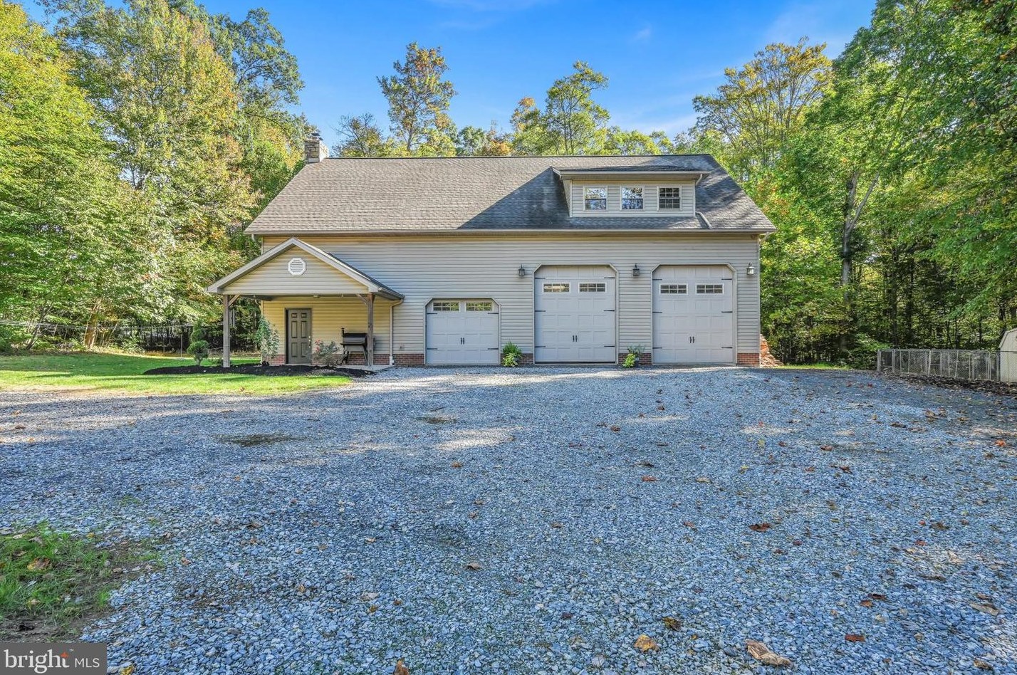 623 Swopes Valley Rd, Lincoln Colliery, PA 17963