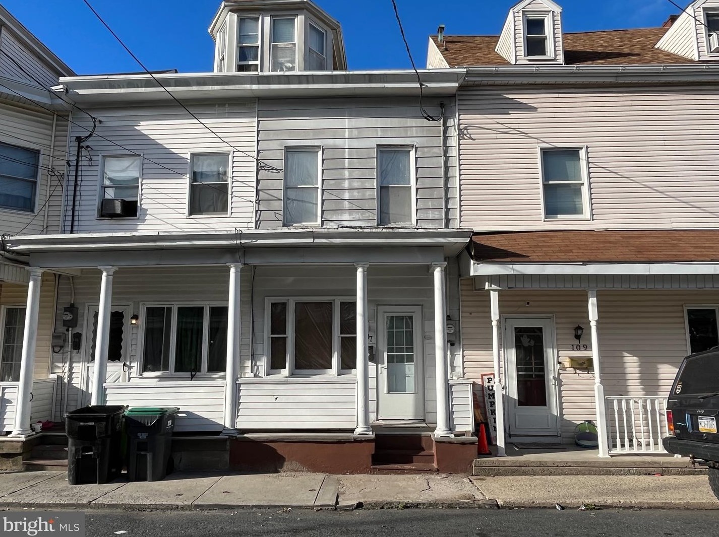 107 E Pine St, Glendon, PA 17948