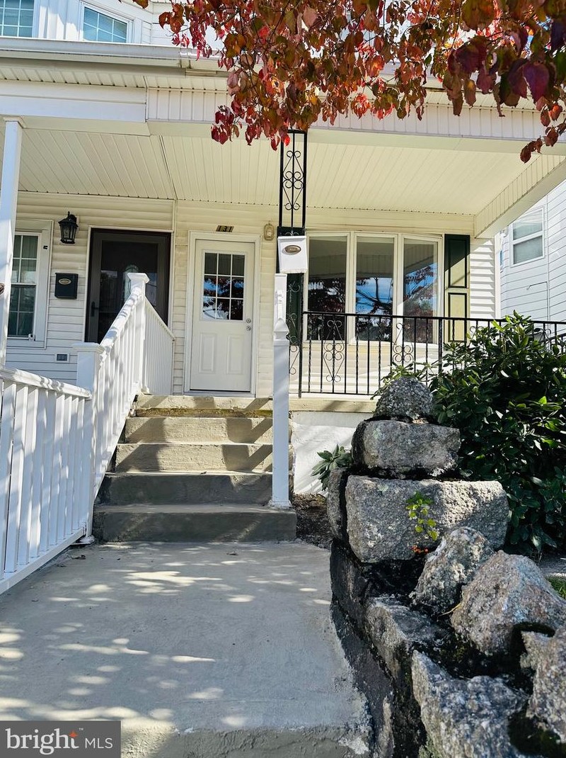131 S Center St, Frackville, PA 17931