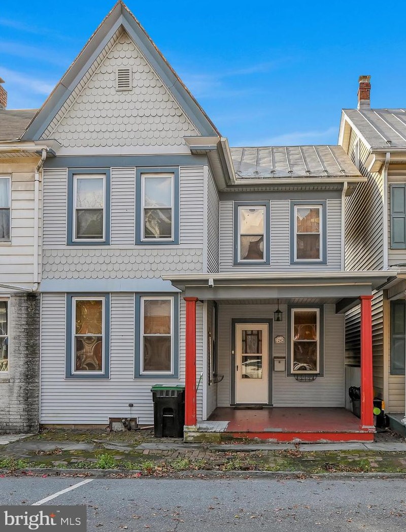 242 E Market St, Molino, PA 17961
