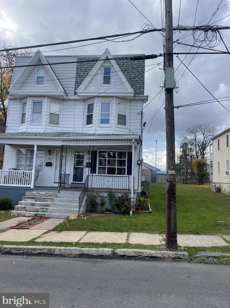 150 N 2nd St, Frackville, PA 17931