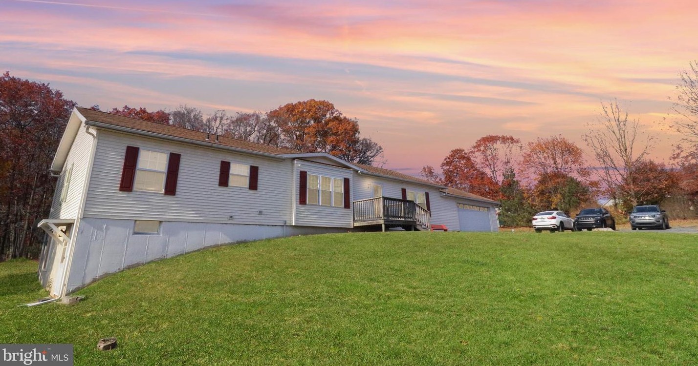 214 Fox Rd, Schuylkill Haven, PA 17972