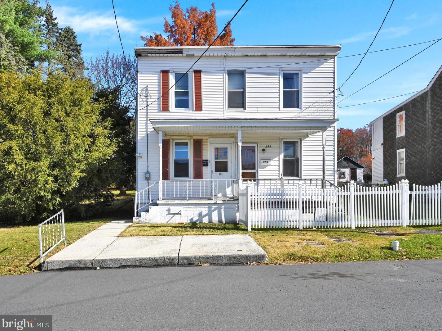 257 Broad Mountain Ave, Frackville, PA 17931-1404