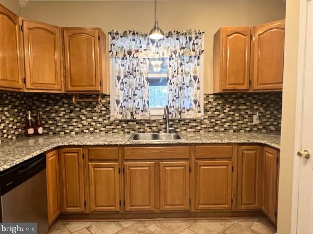41 Fourth St, West Cressona, PA 17929