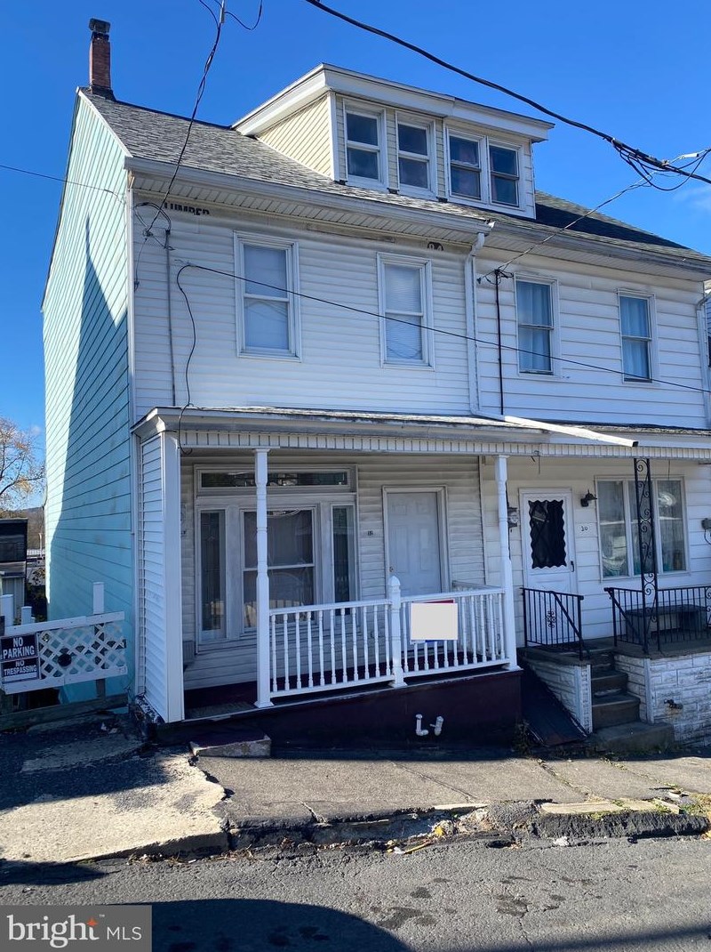 32 Catherine St, Yatesville, PA 17976-1505