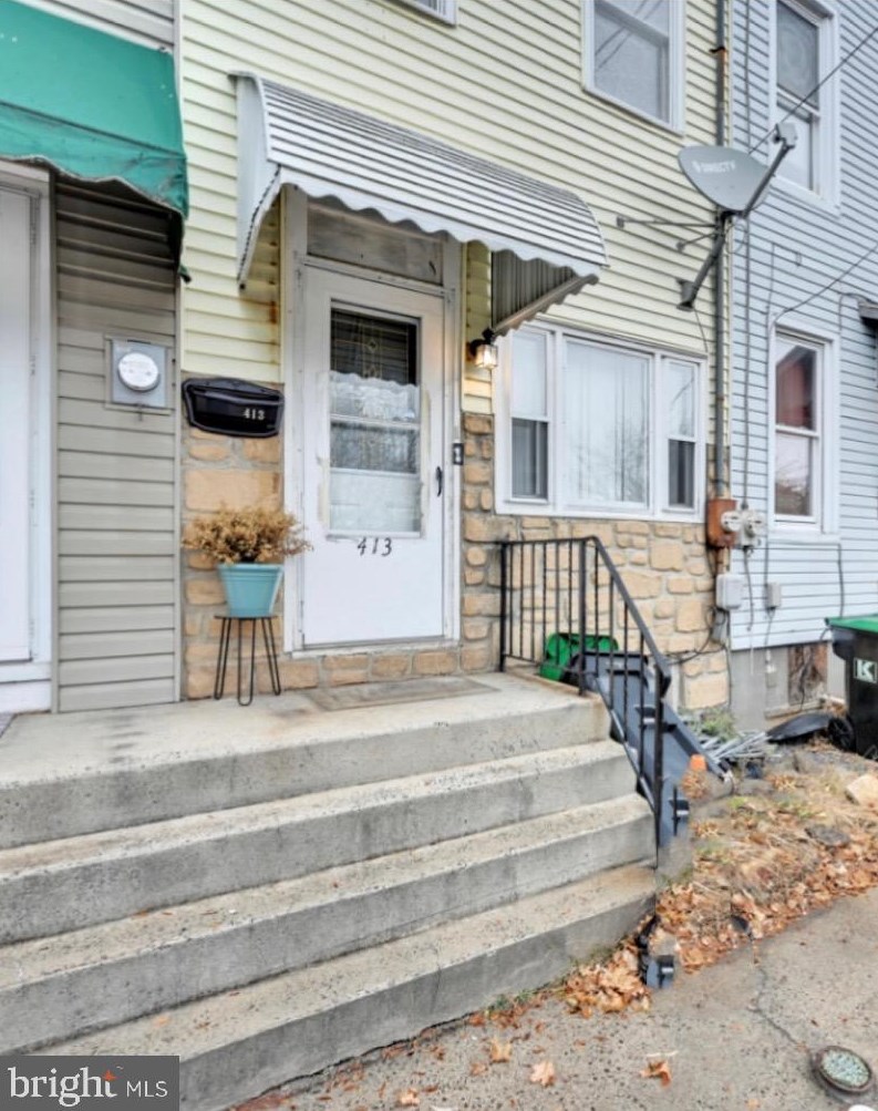 413 E Mifflin St, Molino, PA 17961
