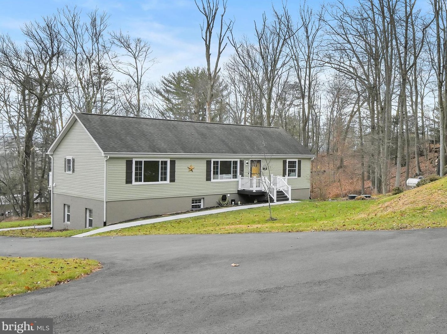 230 Walters Ave, Molino, PA 17961