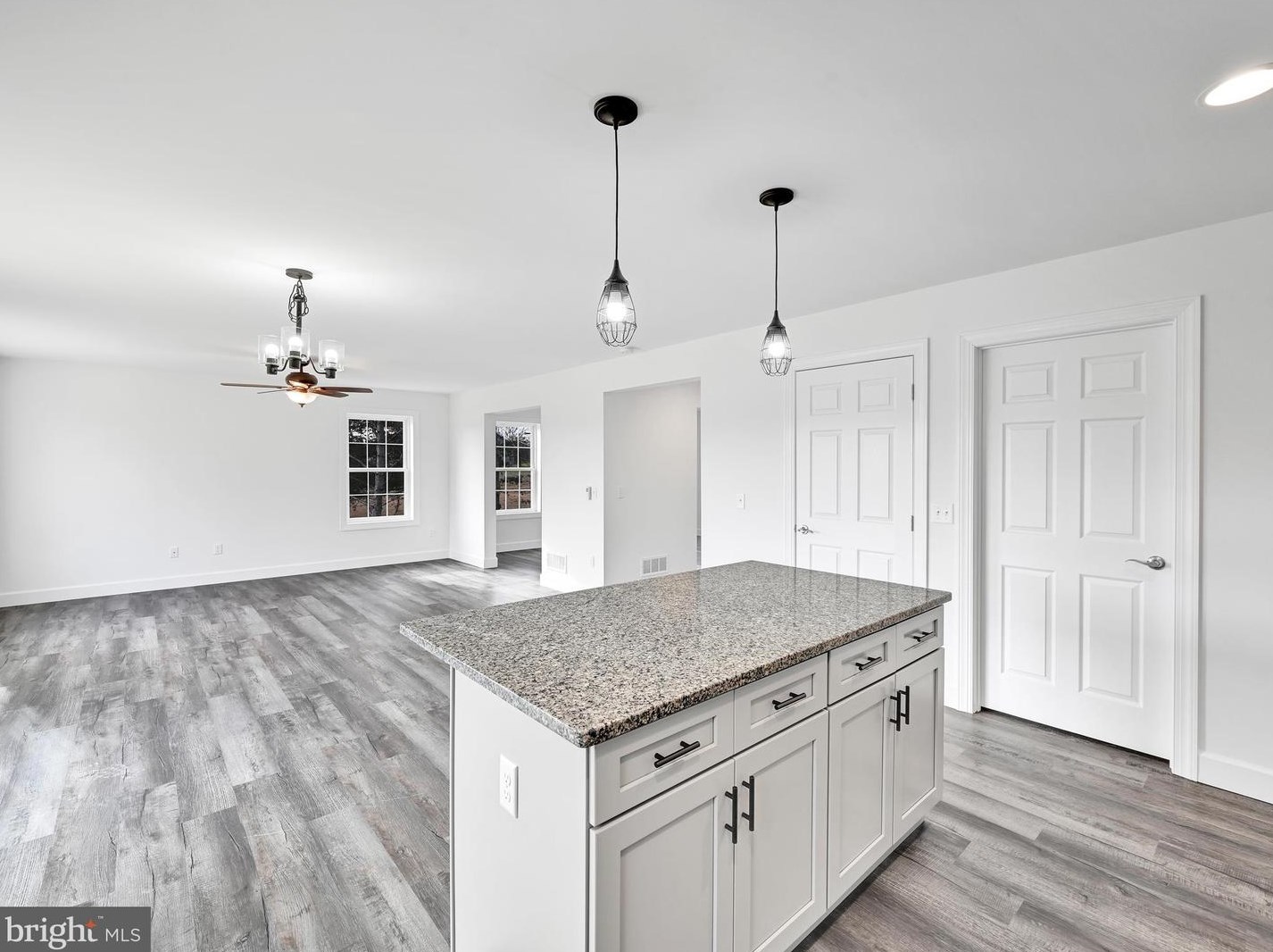 2191 Montana Dr, Brommerstown PA  exterior