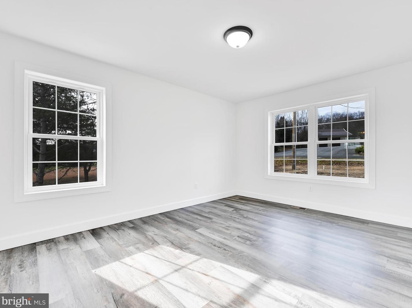 2191 Montana Dr, Brommerstown PA  17922-9358 exterior