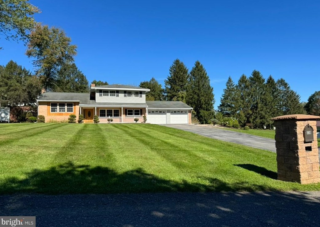330 Eisenhower Dr, Molino, PA 17961