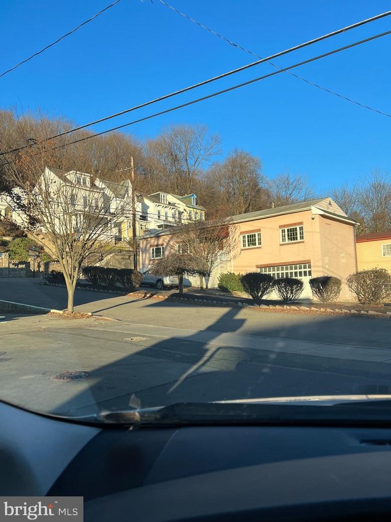 15 Hoffman Blvd, Ashland, PA 17921