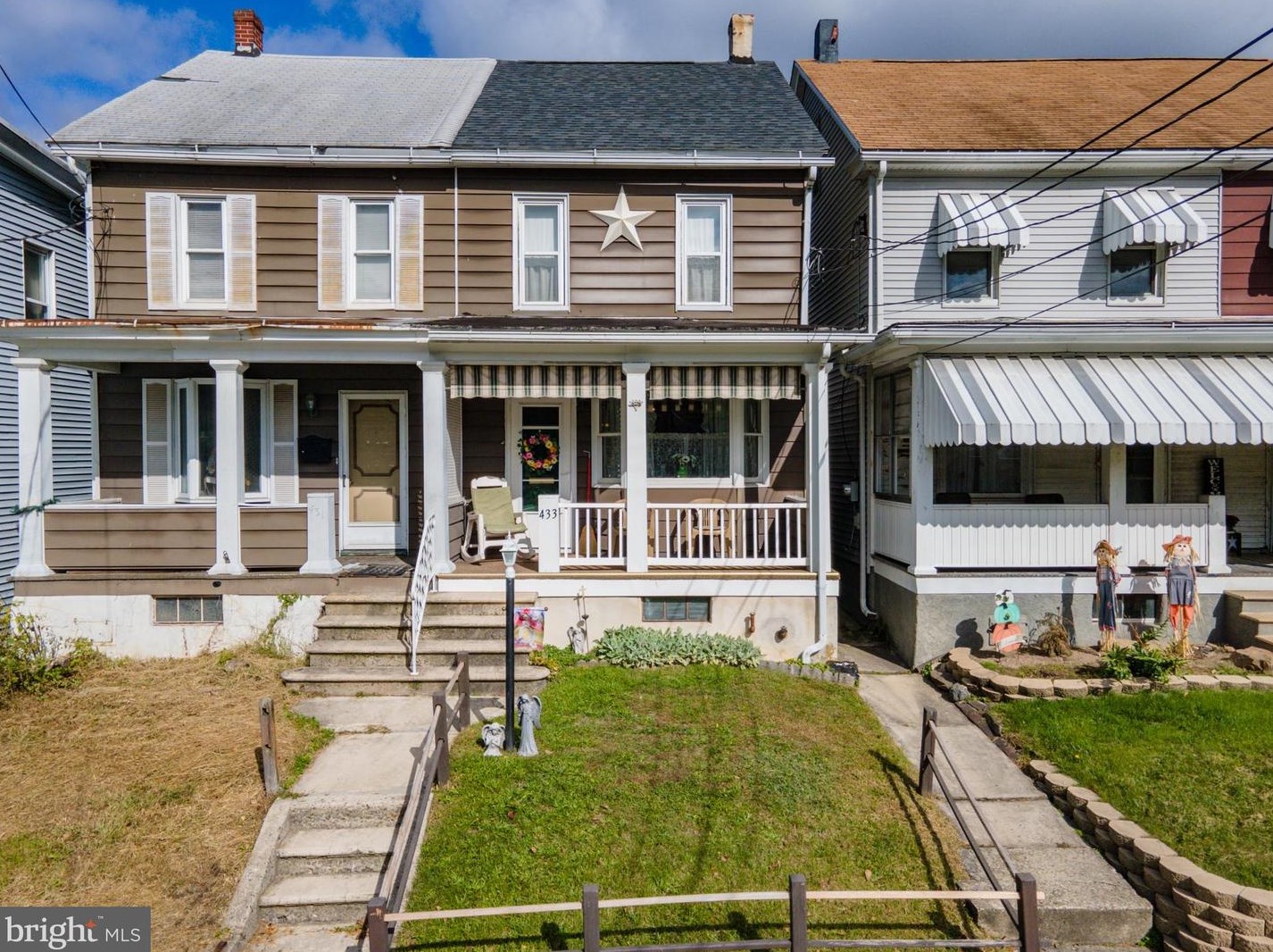433 Willing St, Hometown, PA 18252-1624