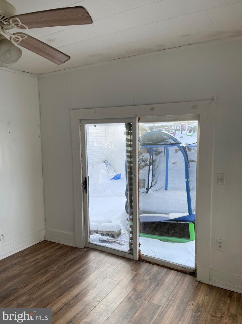 12 Poplar St, Yatesville, PA 17976-2279