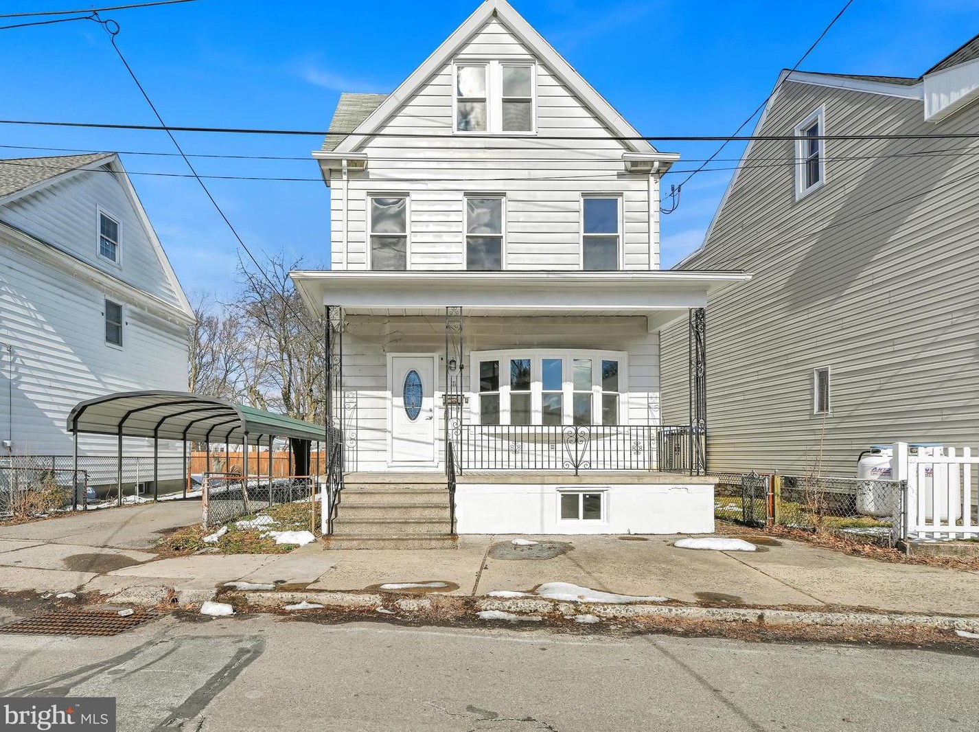 111 E Thwing St, Arnots Addition, PA 17970