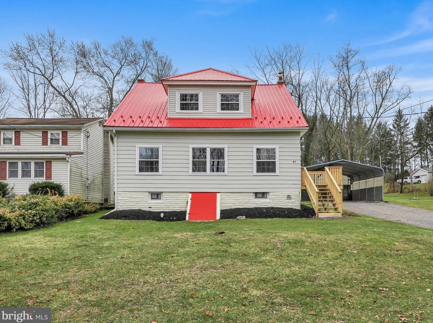 27 Hamilton St, Barnesville, PA 18214