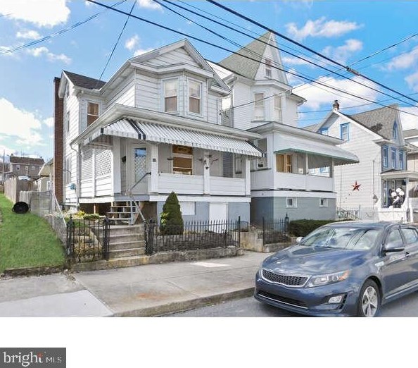 16 W High St, Coaldale, PA 18218
