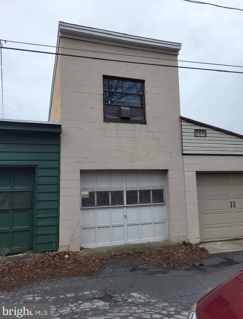 636 E Mahanoy St, Glendon, PA 17948