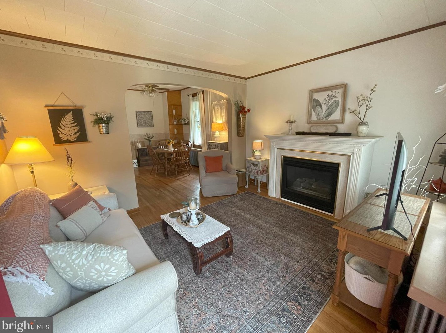 206 Warren St, Molino, PA 17961-1830