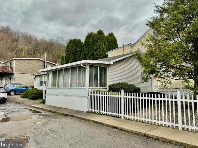 301 N Chestnut St, Yatesville, PA 17976