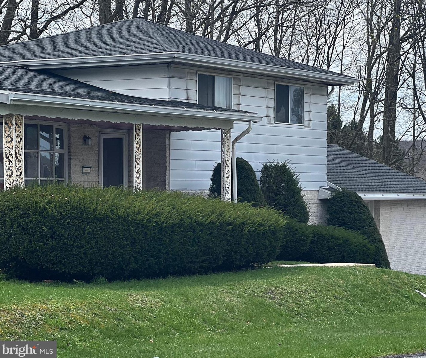 300 S Spencer St, Frackville, PA 17931