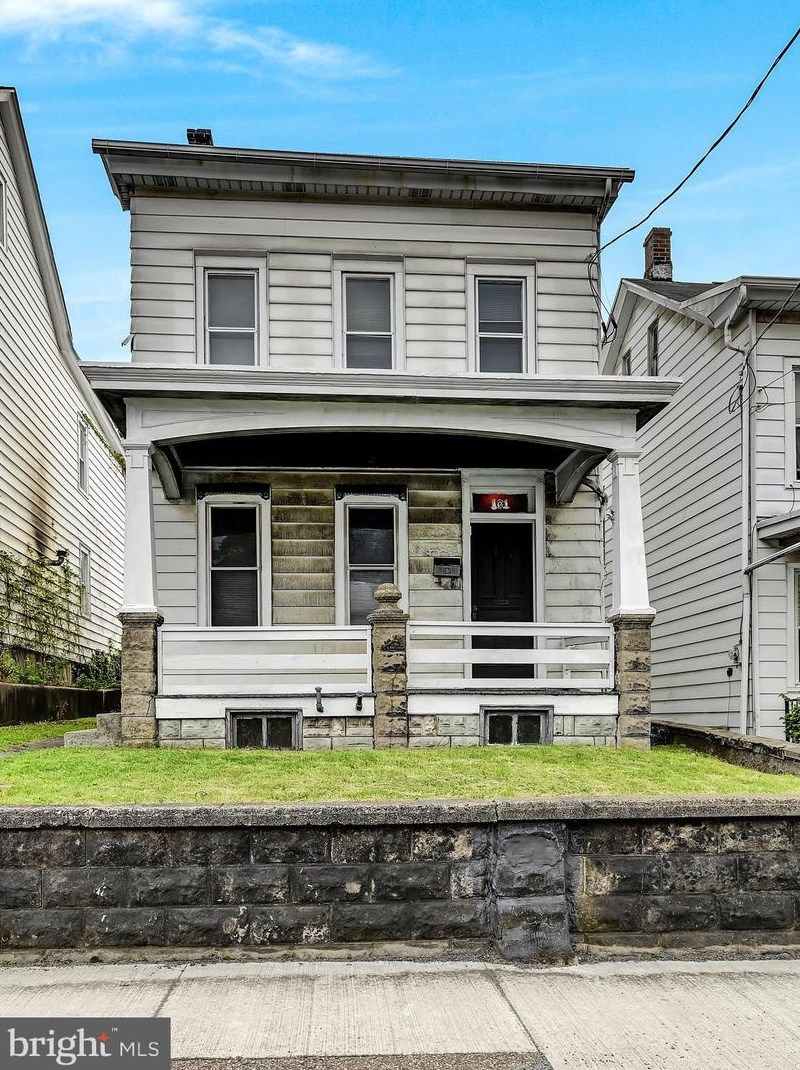 101 Center Ave, Schuylkill Haven, PA 17972-1003