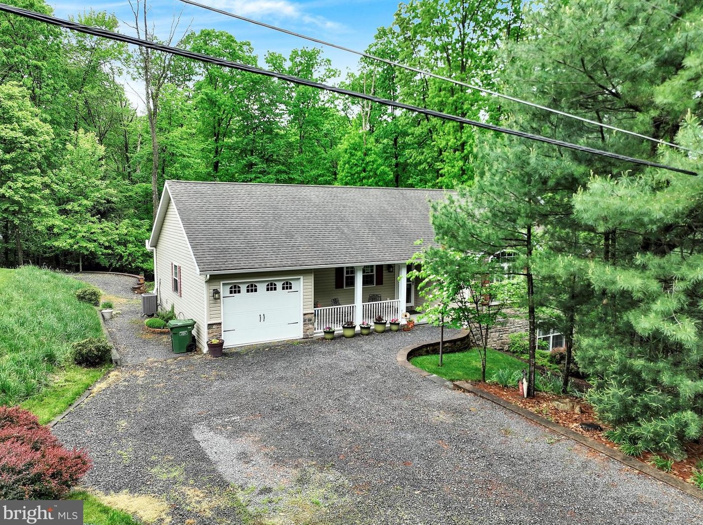 781 Cheyenne Dr, Brommerstown, PA 17922