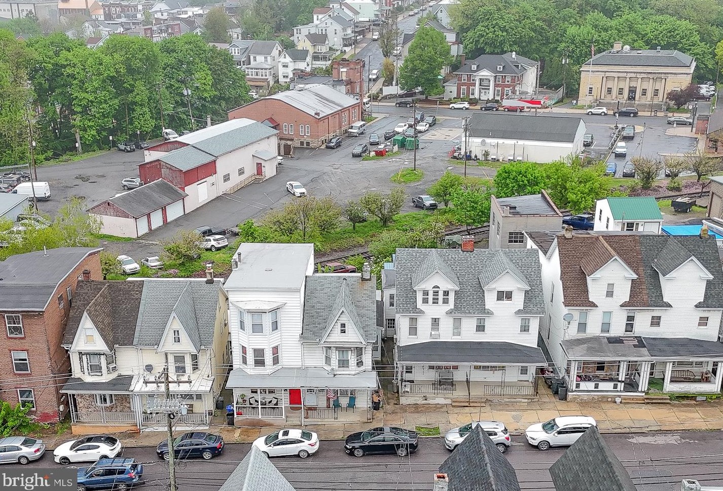 325 Hazle St, Hometown, PA 18252