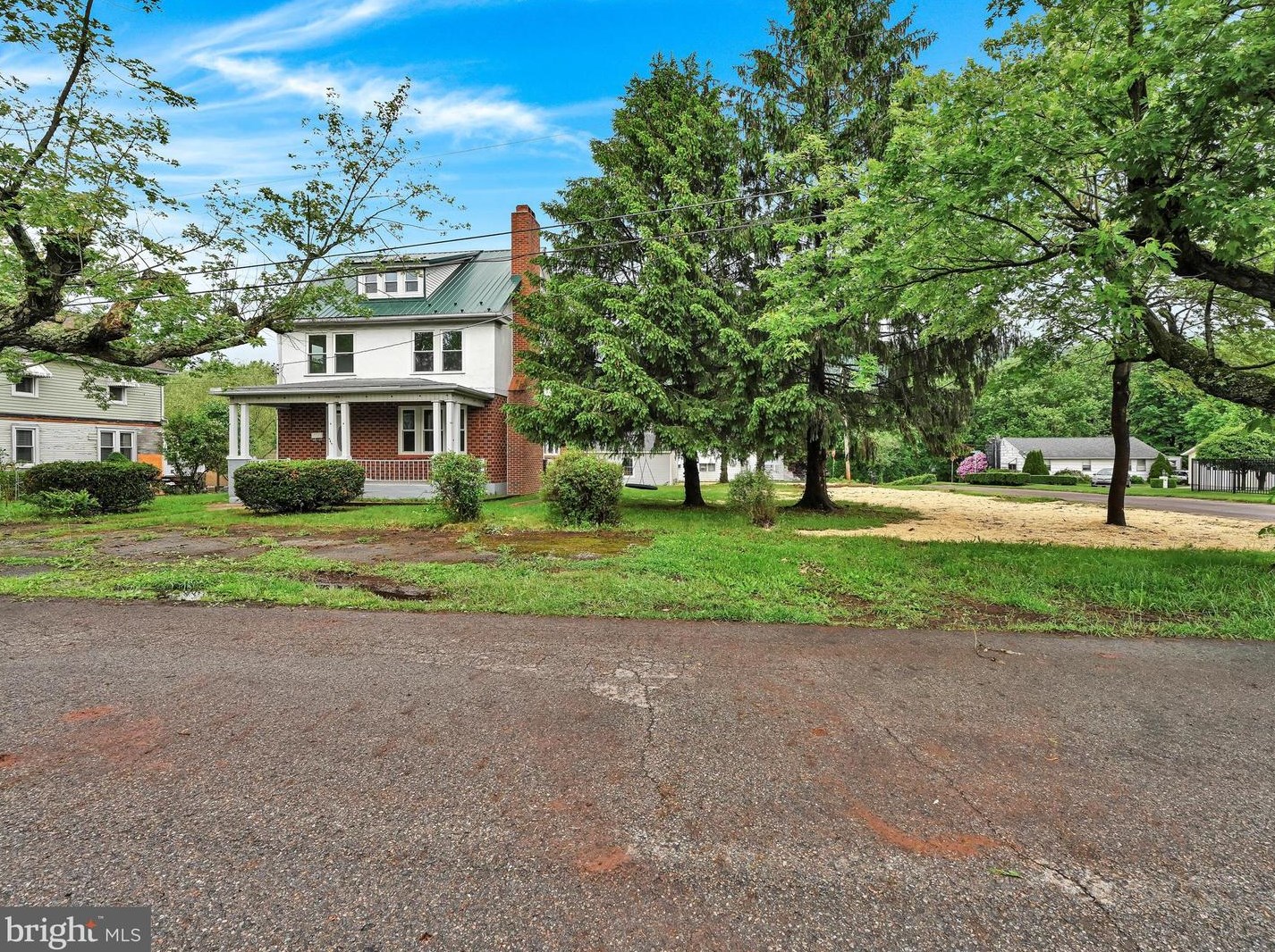 449 Maple Ave, Porter, PA 17980-1520