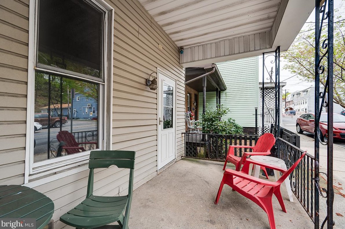 919 Market St, Primrose, PA 17901-2260