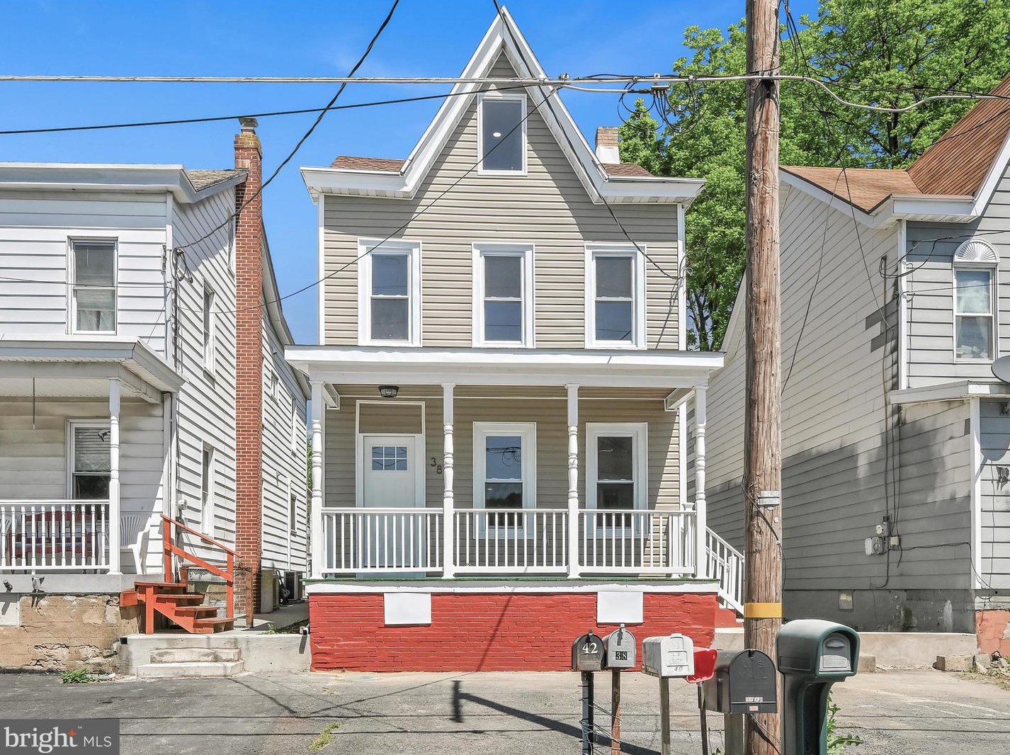38 Adamsdale Rd, Schuylkill Haven, PA 17972-8618