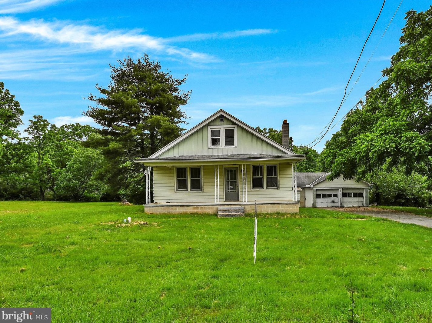 16 Hope Ave, Kepner, PA 17960-9585