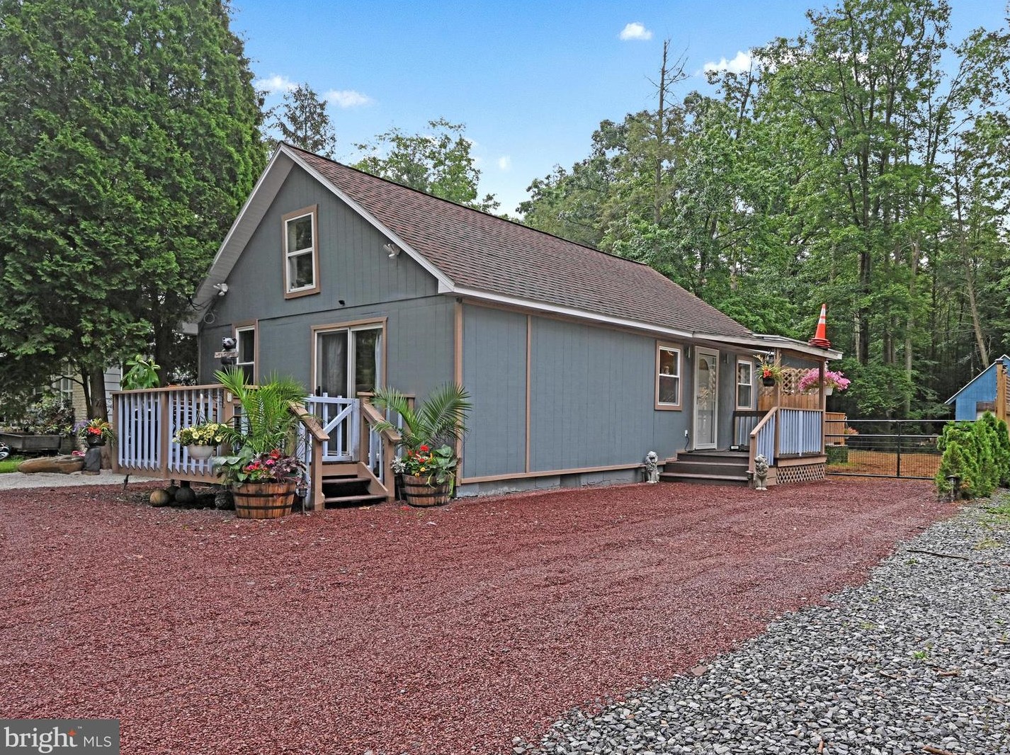 16 Bass Dr, Ashland, PA 17921-9370