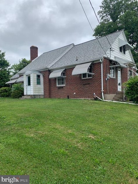 512 Shenandoah Rd, Pattersonville, PA 17967-9433