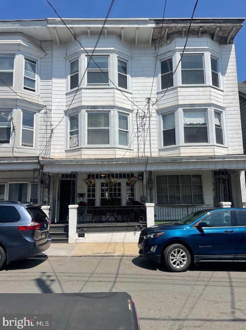 29 Coal St, Yatesville, PA 17976-1698