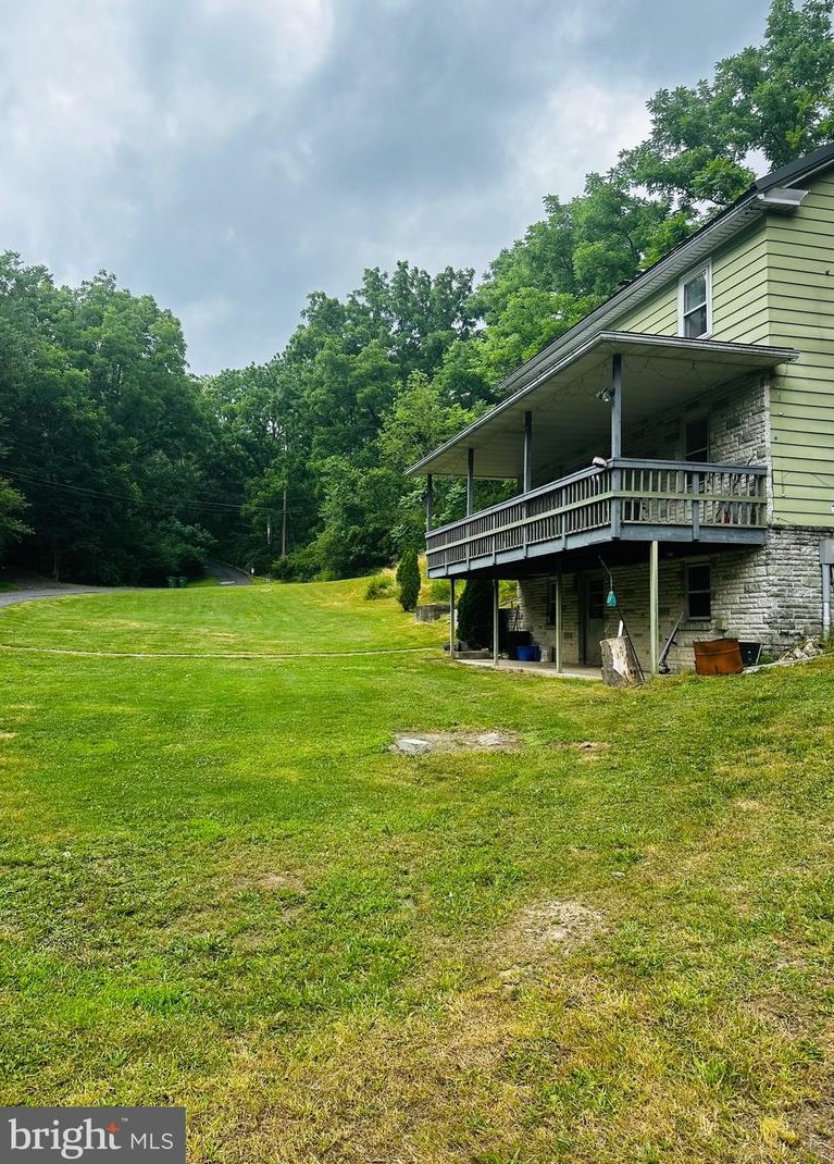 5 Church St, Lincoln Colliery, PA 17963