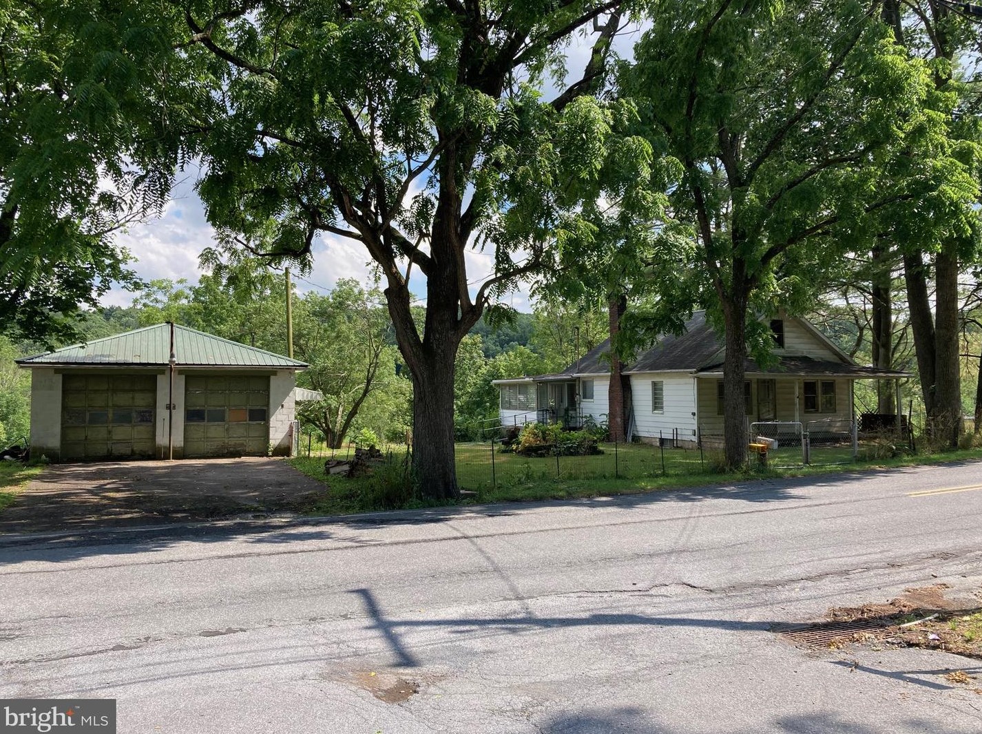 543 Oak Grove Rd, Lincoln Colliery, PA 17963