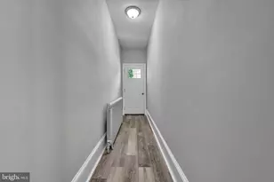 111 Fox St, Pottsville, PA 17901 - Photo 4