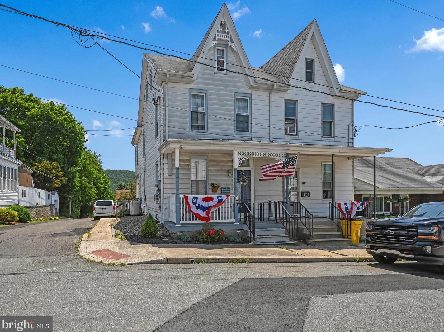 122 E Market St, Schuylkill Haven, PA 17972