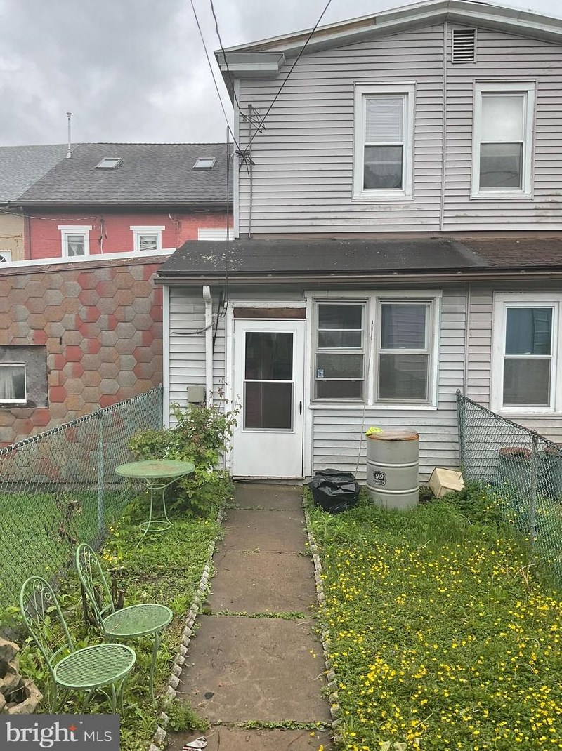 1209 Centre St, Ashland, PA 17921