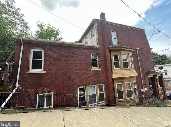 116 N George St, Primrose, PA 17901