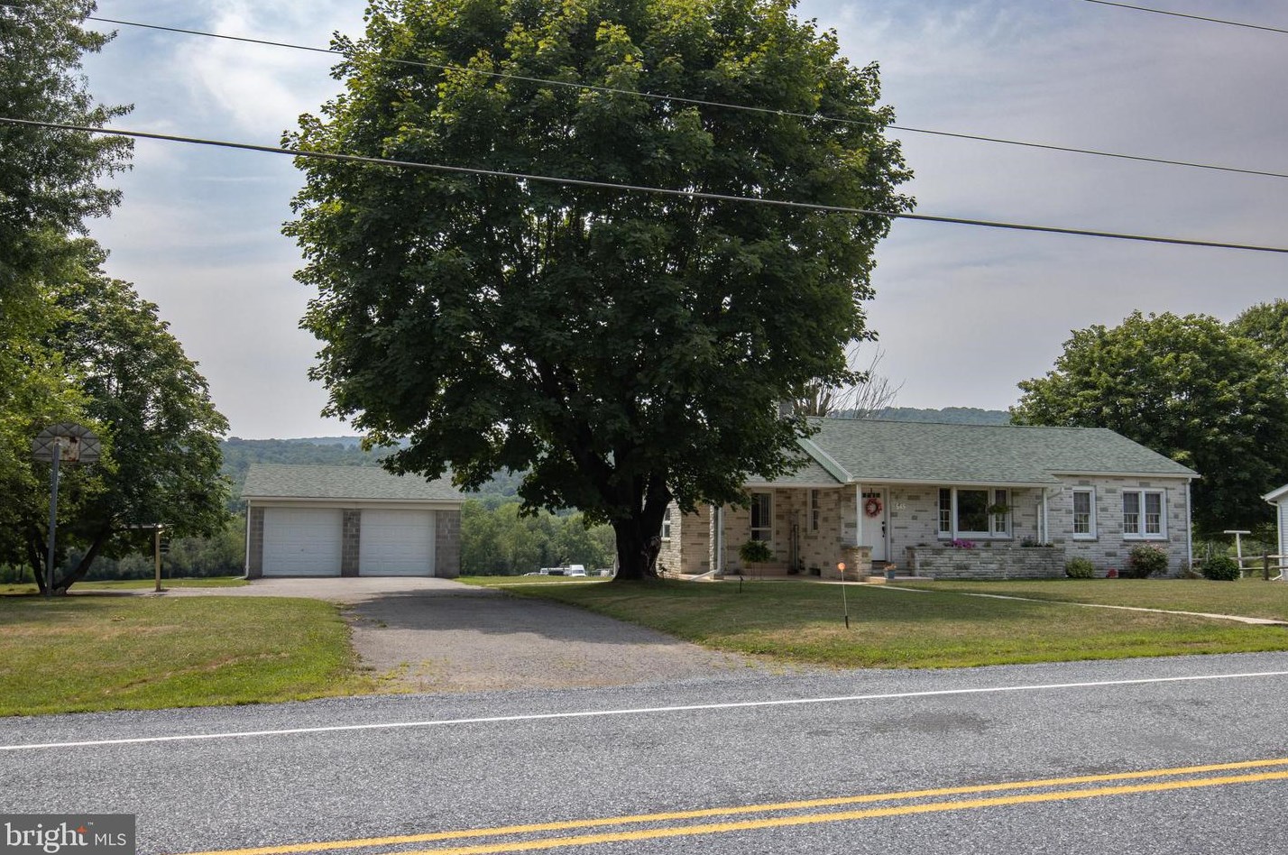 545 Suedberg Rd, Lincoln Colliery, PA 17963
