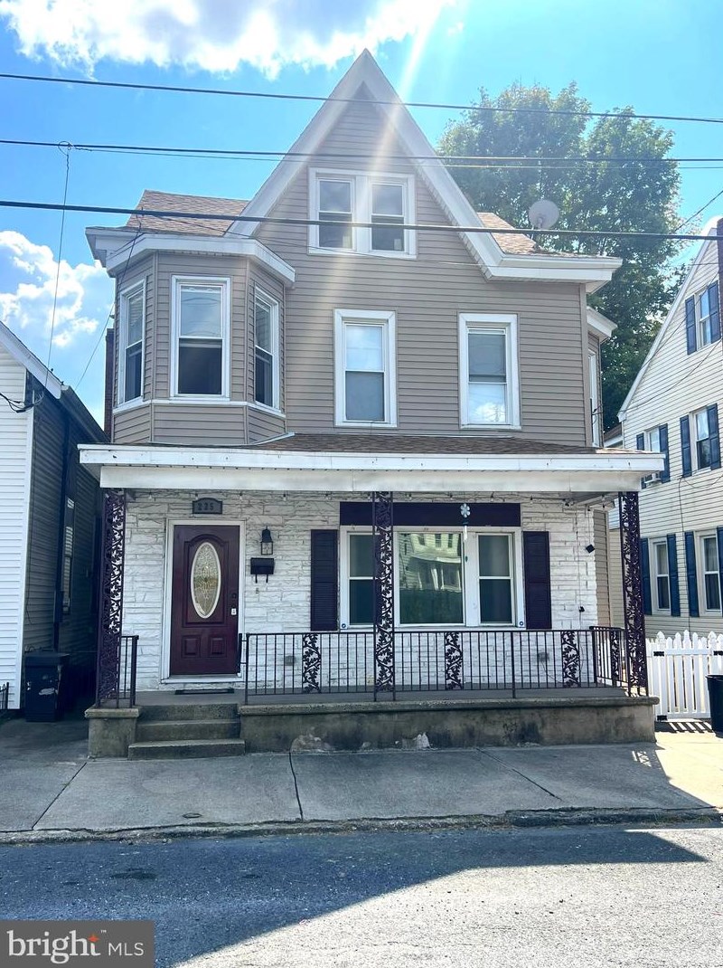 225 Pike St, Port Carbon, PA 17965