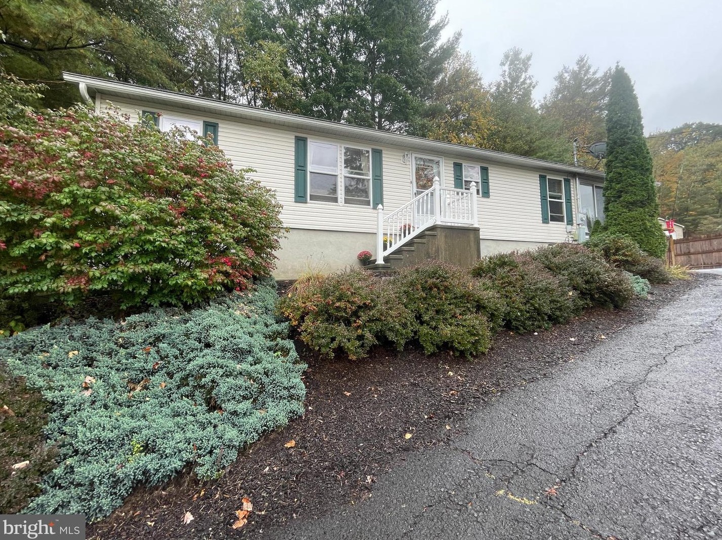 707 Peacock St, Primrose, PA 17901