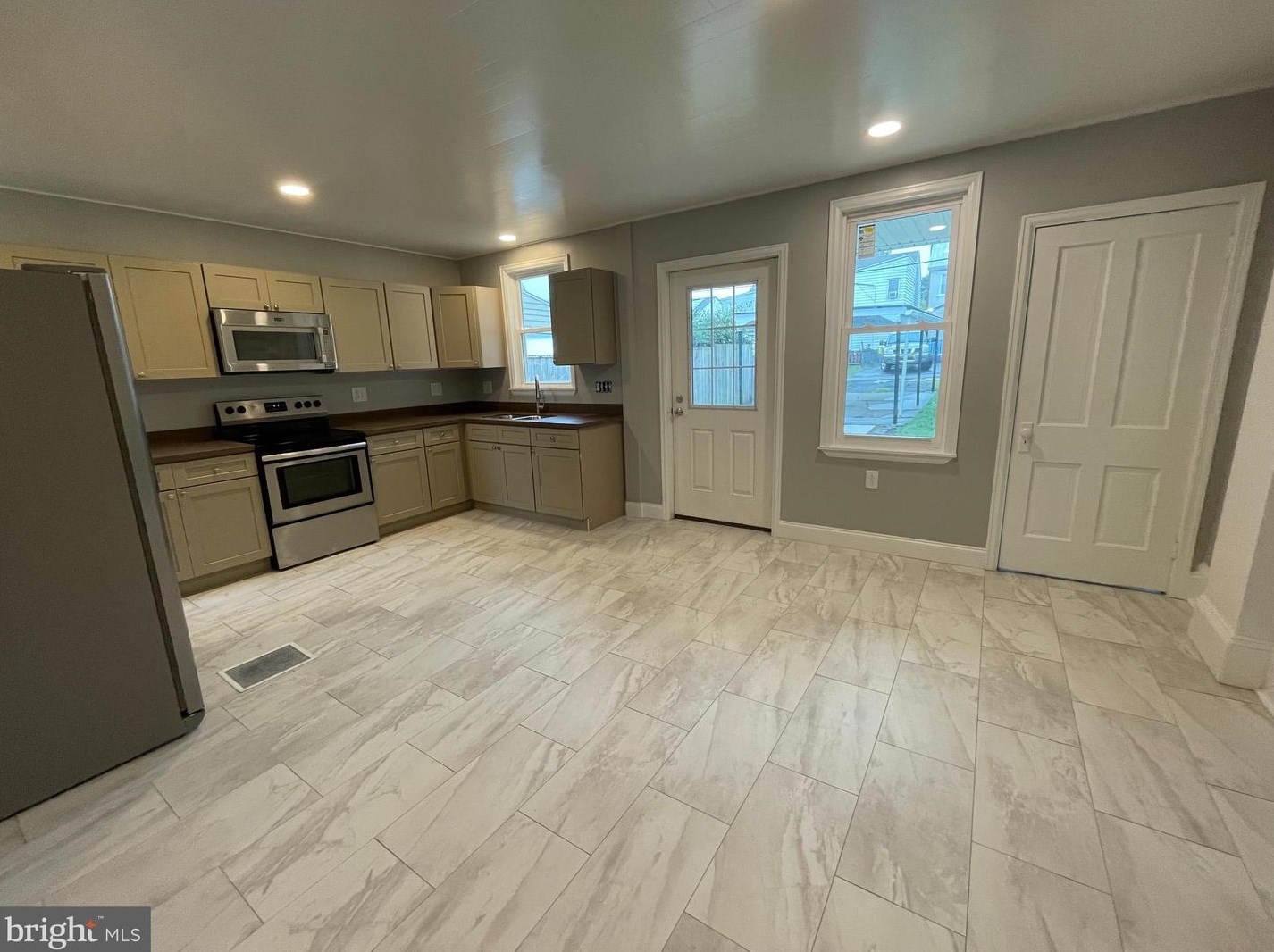 11 E Liberty St, Schuylkill Haven, PA 17972